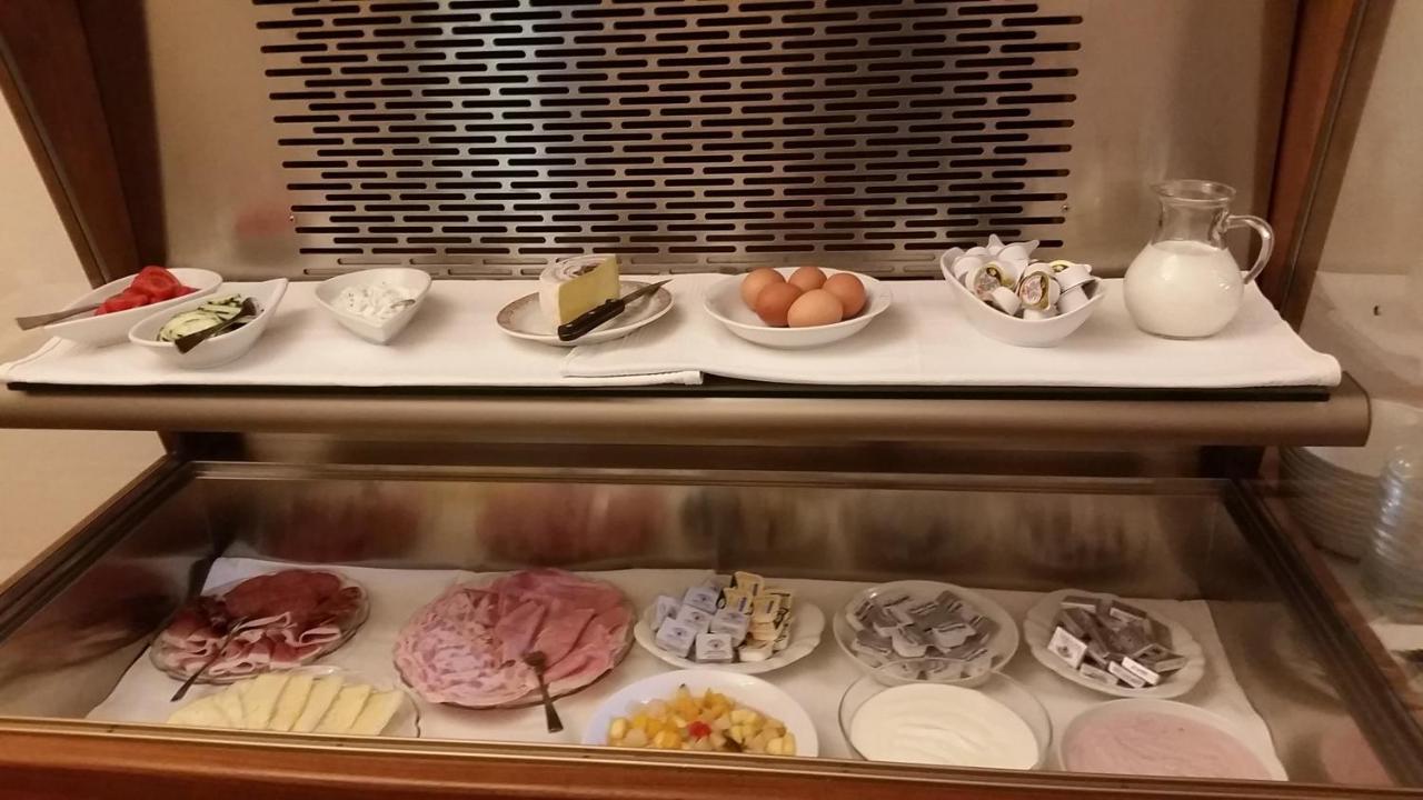 纳图尔诺 Goldene Rose酒店 外观 照片